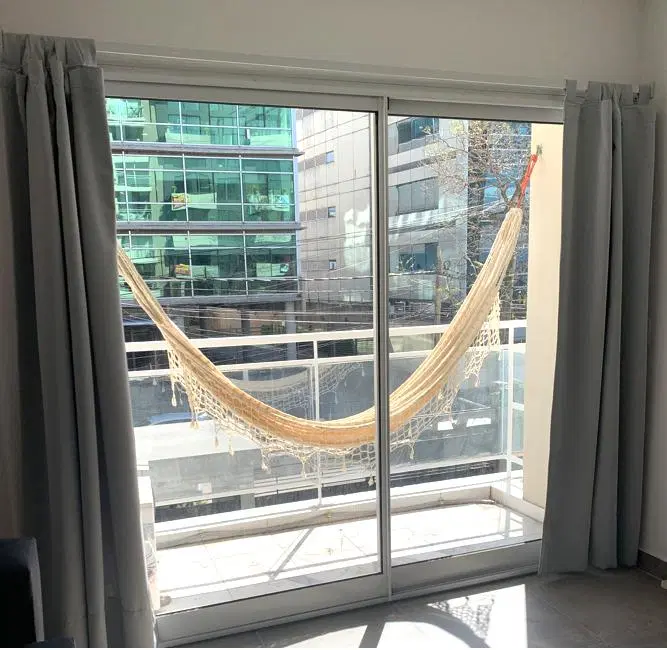 Moderno 2 ambientes amoblado con cochera y amenities 4
