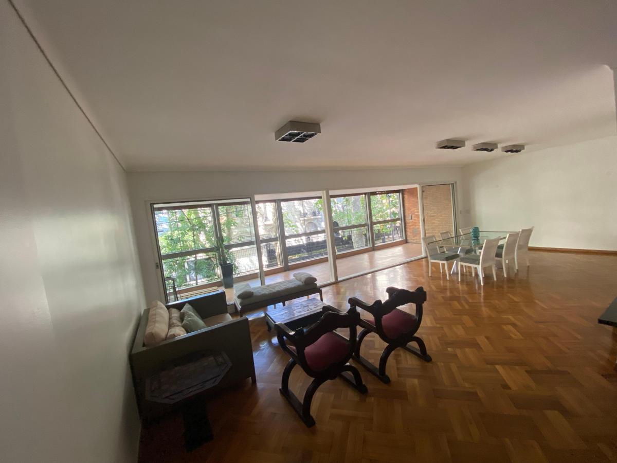 Piso de Categoría en La Mejor Zona de Belgrano 3
