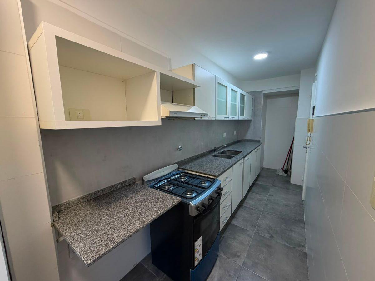 Foto de Dos ambientes impecable a nuevo !!! Balcón, imagen 2