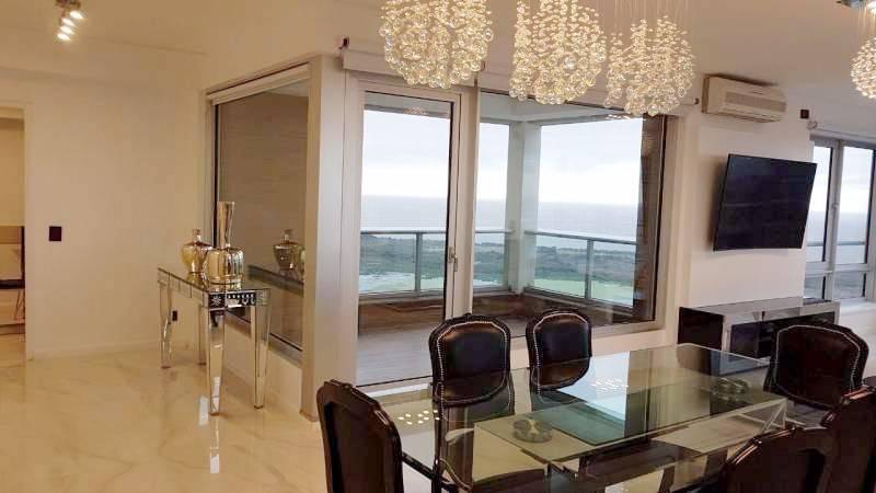 Piso en Le Parc Puerto Madero - Increible Reciclado a Nuevo! 2 Cocheras Opcionales U$s 50.000 c/u 2