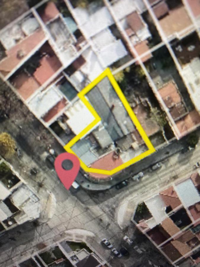 Terreno con Local 1