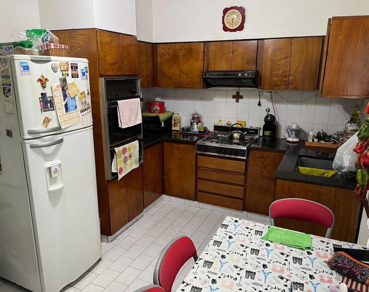 Oliden 85. Casa 6 Ambientes o Casa Multifamiliar. 3