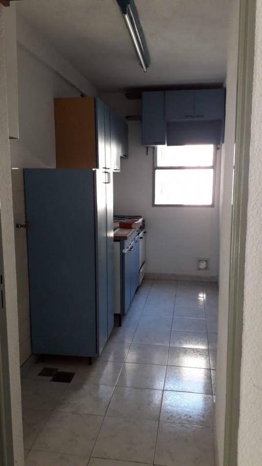 Manuel Artigas 5100. Departamento 3 Ambientes 3