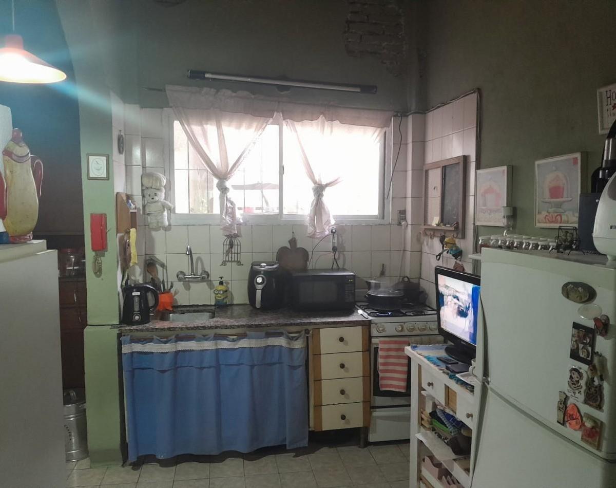 Jose Leon Suarez 700. PH 4 ambientes con terraza