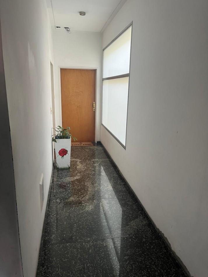 Foto de Larrazabal 1100. Departamento 4 ambientes con cochera., imagen 5