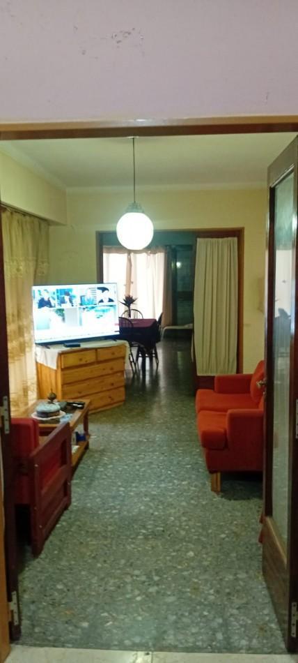 Foto de Peribebuy 6900. PH 4 ambientes unico., imagen 5