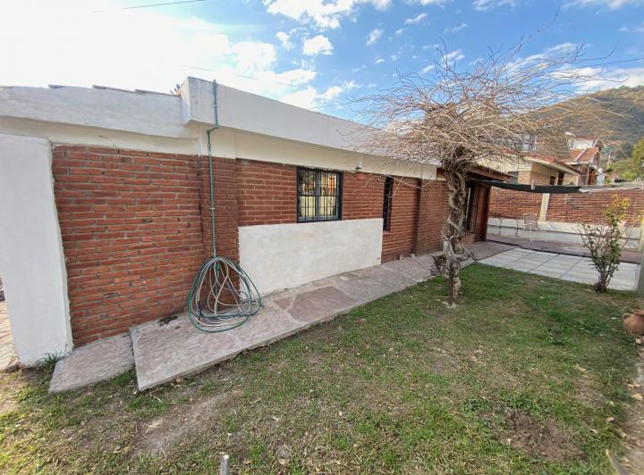 Oportunidad B La Cuesta Chalet C/gas Natural Y Cloacas 3