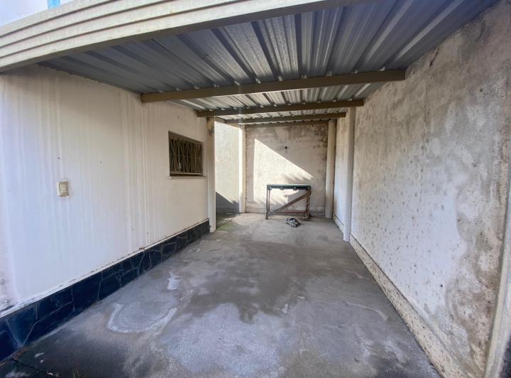 OPORTUNIDAD DUPLEX INDEPENDIENTE CON GAS NATURAL Y CLOACAS 5