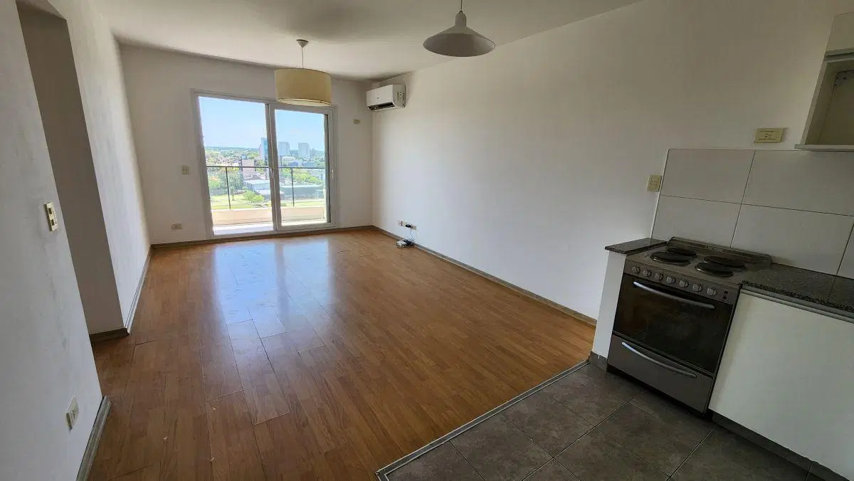 Alquiler Departamento 2 Ambientes. Cochera Fija Cubierta. Vigilancia 24 Hs. Pileta 4