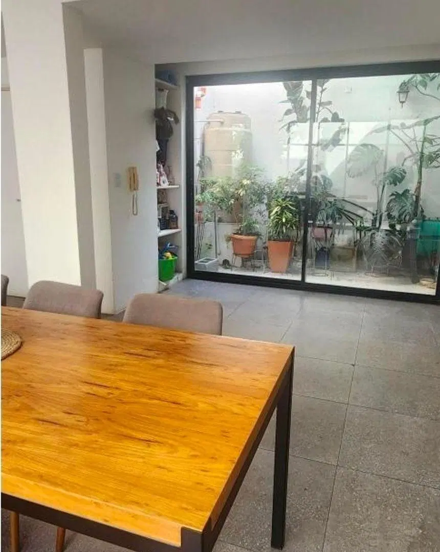 VENTA PH SIN EXPENSAS. RECICLADO. 4 AMBIENTES CON PATIO. EN VILLA CRESPO. APTO CRÉDITO8 3
