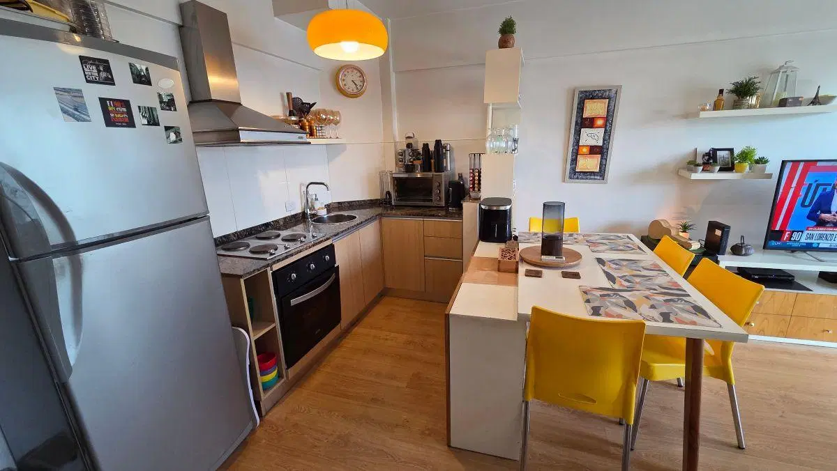 Alquiler Departamento 2 Ambientes. Seguridad 24 hs. Amenities. Laundry. En Cid Campeador 4