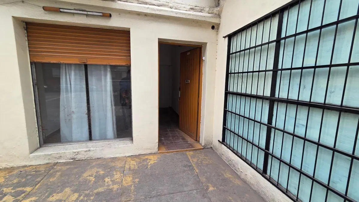 Alquiler Local Comercial a la calle en Villa Lugano. Av. Castañares 4800 4