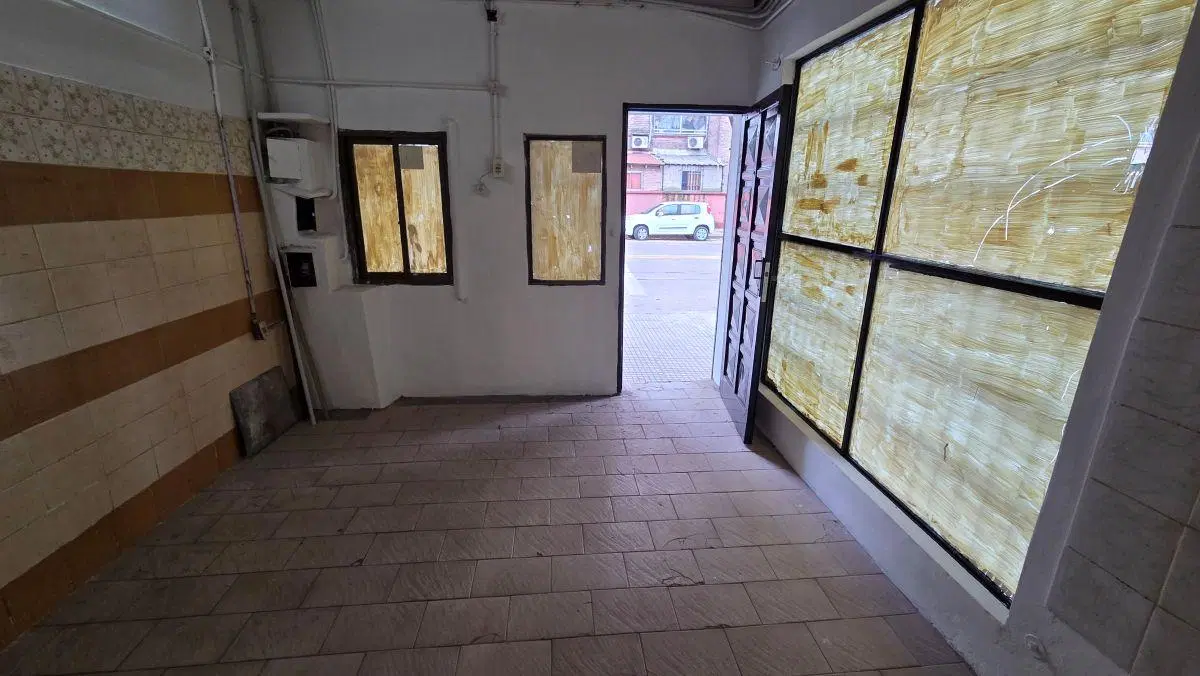 Alquiler Local Comercial Sin Expemsas en Av. Castañares 4800. Villa Lugano 3
