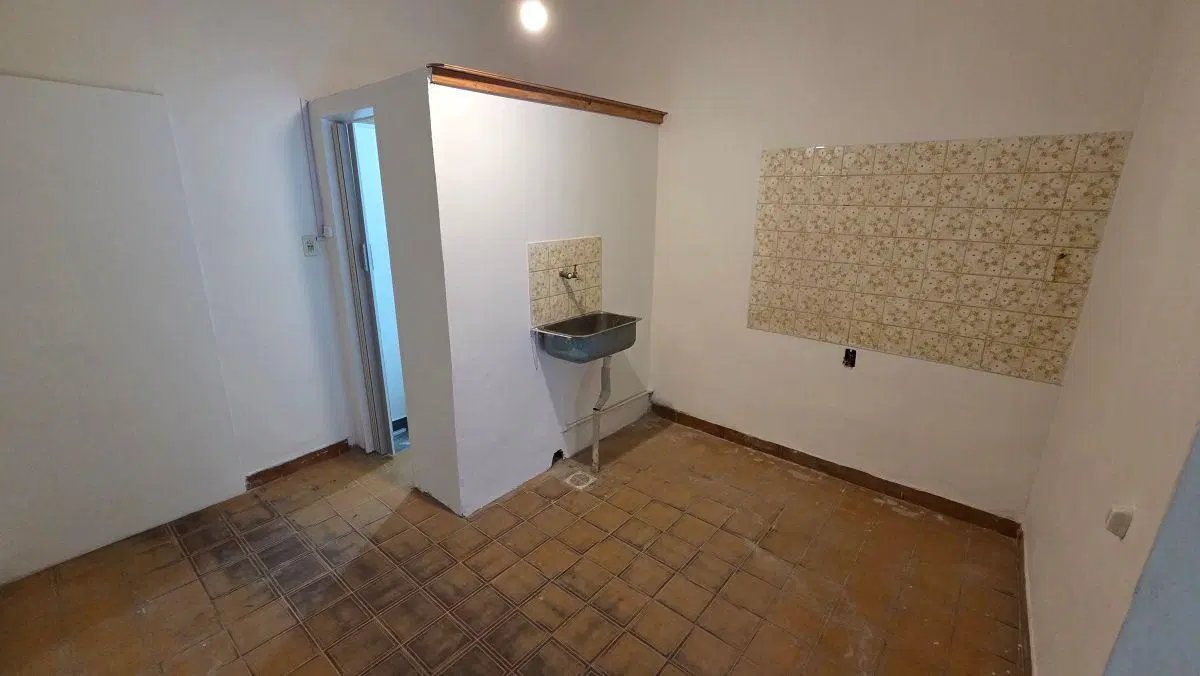 Alquiler Local Comercial Sin Expemsas en Av. Castañares 4800. Villa Lugano 4