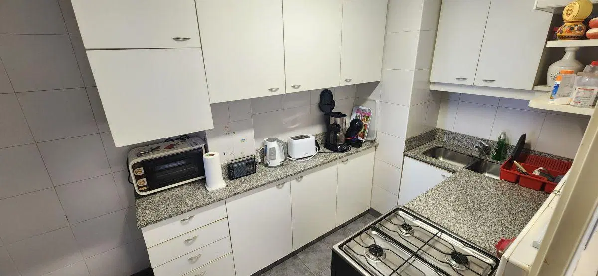 VENTA DEPARTAMENTO 4 AMBIENTES EN BELGRANO. BALCÓN AL FRENTE. Dependencia o 4° Dormitorio/Estudio. 8