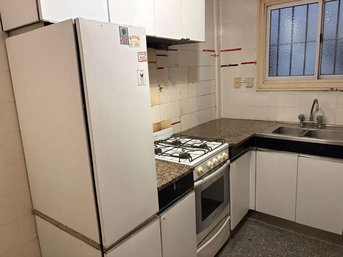 Venta Departamento 3 Ambientes con Baulera. Vigilancia 24 Hs. Balcón. Cocina Separada y Lavadero. 4