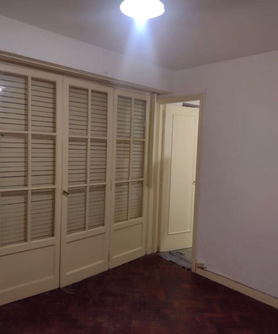 Foto de Venta Departamento 2 Ambientes con Patio. MUY BAJAS EXPENSAS ! APTO, imagen 4