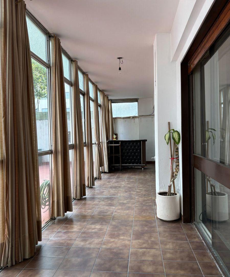 Foto de Venta - Departamento 4 Ambientes - Espacio Cochera - Gran Patio y, imagen 5