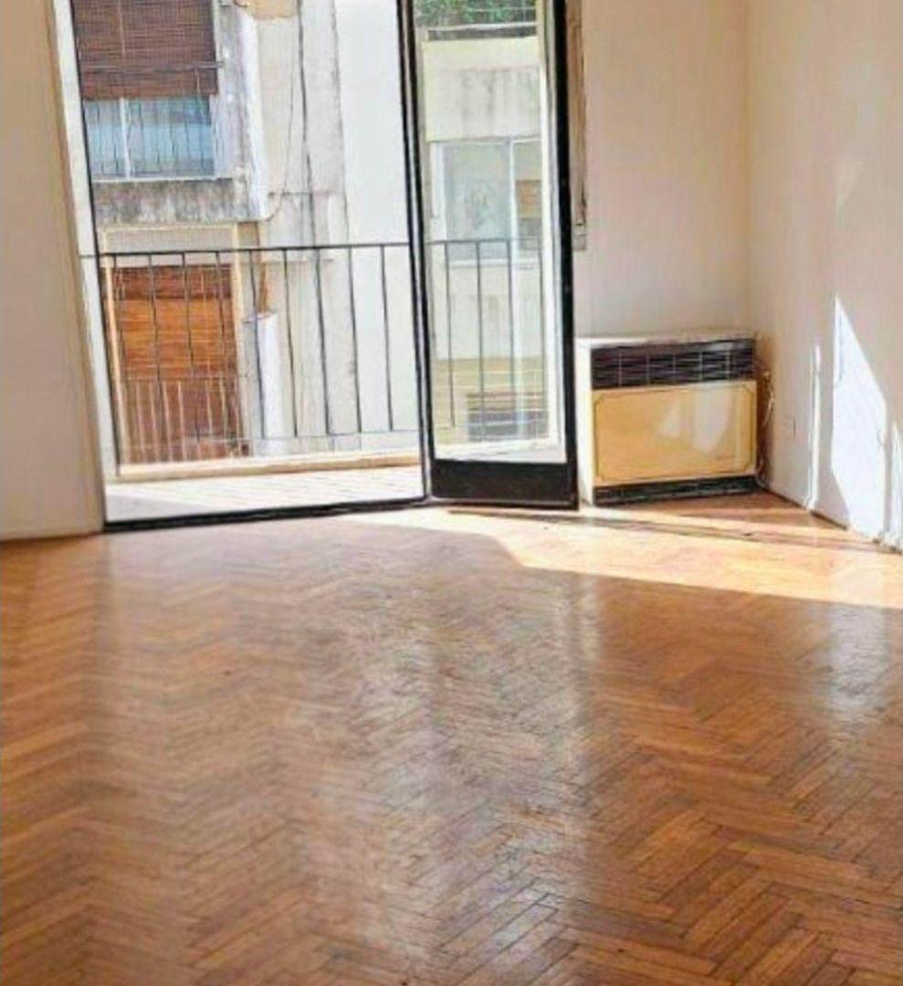 Foto de Venta Departamento 5 Ambientes Cochera. Balcón. Dependencia. Villa, imagen 5