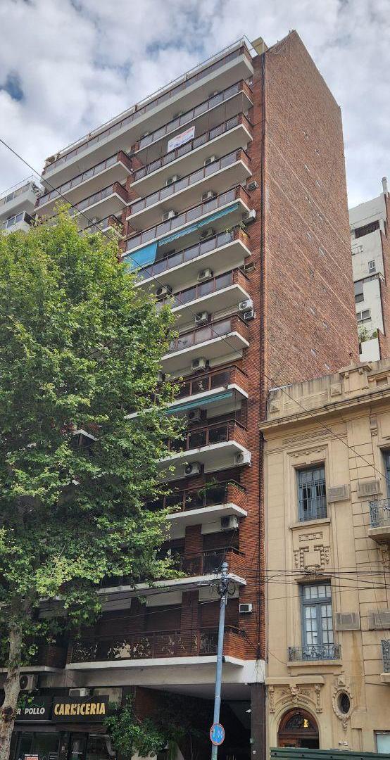 Foto de VENTA DEPARTAMENTO 4 AMBIENTES VIGILANCIA. COCHERA FIJA CUBIERTA, imagen 3