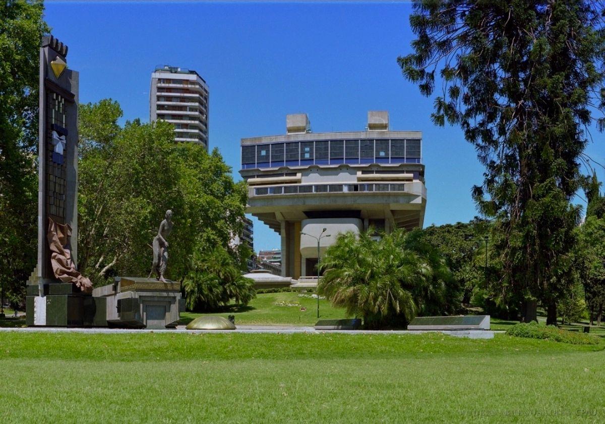 Foto de VENTA DEPARTAMENTO 4 AMBIENTES VIGILANCIA. COCHERA FIJA CUBIERTA, imagen 1