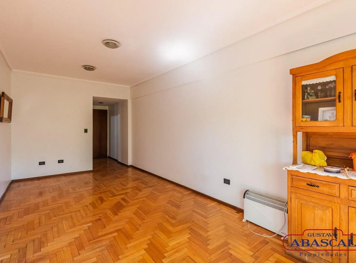 Luminoso Departamento 4 Ambientes con Cochera FIJA en Venta en Saavedra 5