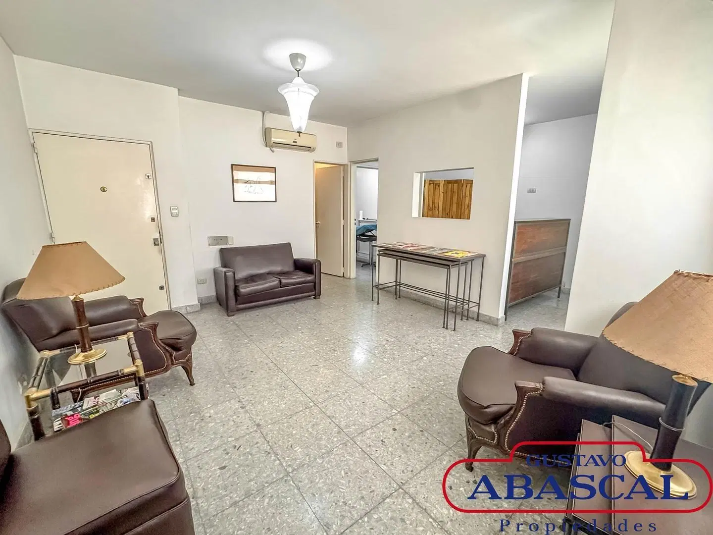 Consultorio 3 ambientes y 2 baños con Recepcion en Venta! A metros del Alto Palermo! 2