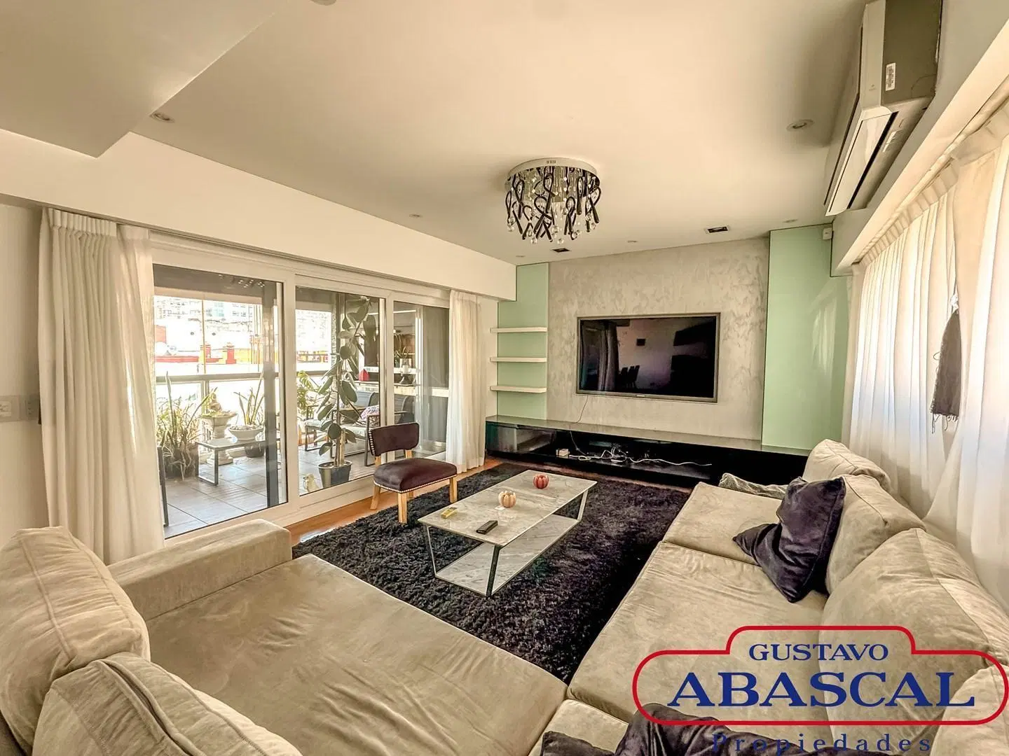 Moderno Dúplex en Venta en Las Cañitas, Capital Federal, Buenos Aires 2