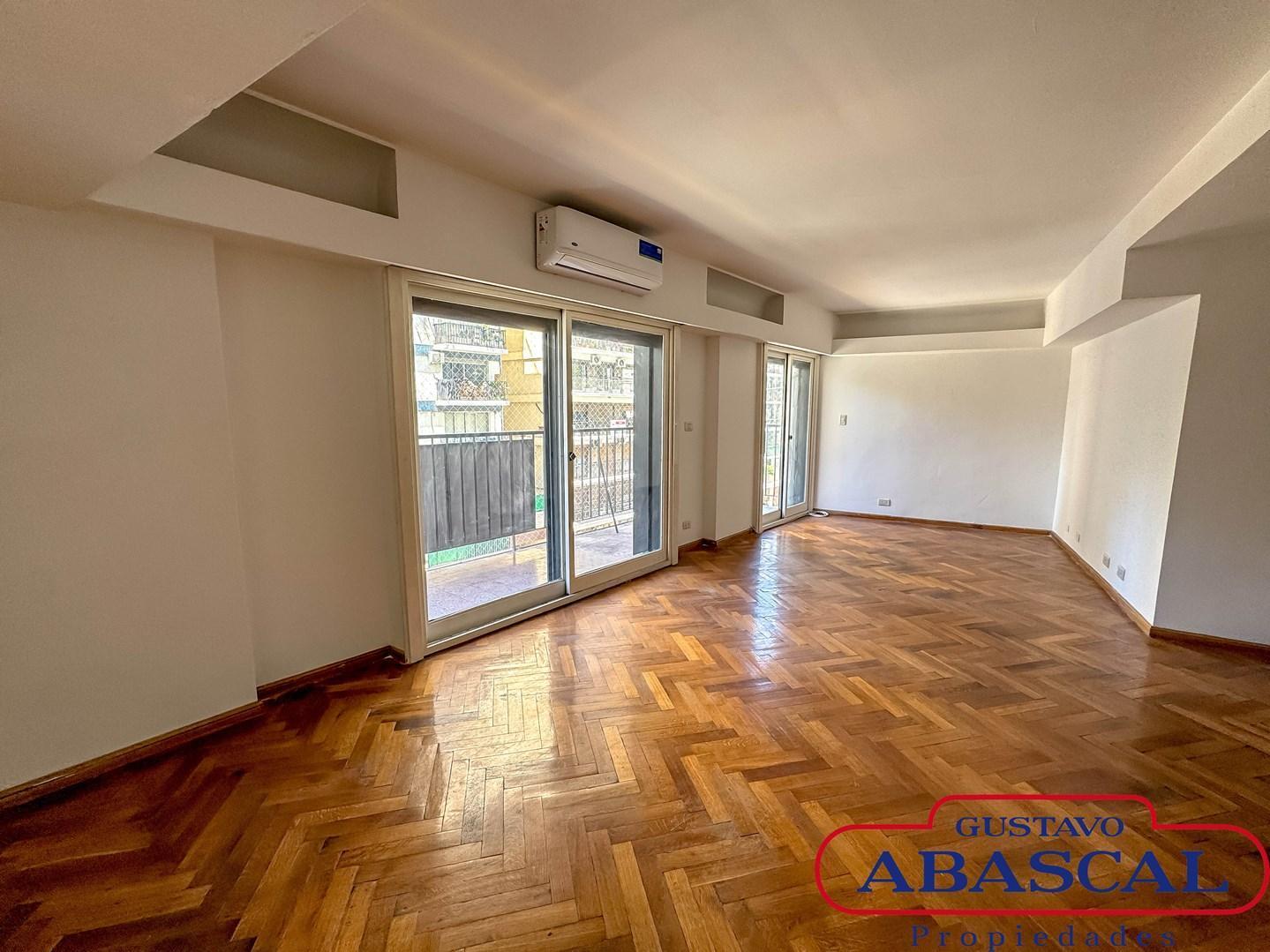 Foto de Departamento de 3 dormitorios con cochera y terraza propia en venta en, imagen 2