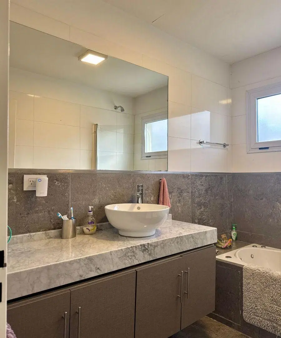 Venta Hermosa Casa 3 dormitorios Barrio Santa Guadalupe Pilar del Este. 8