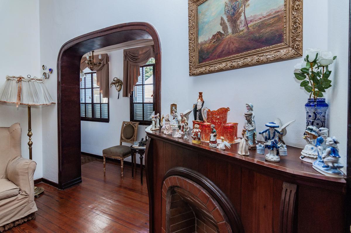 Neuquén y Trelles - PH en Alto de 4 Ambientes en Venta - Flores - Plaza Irlanda 1