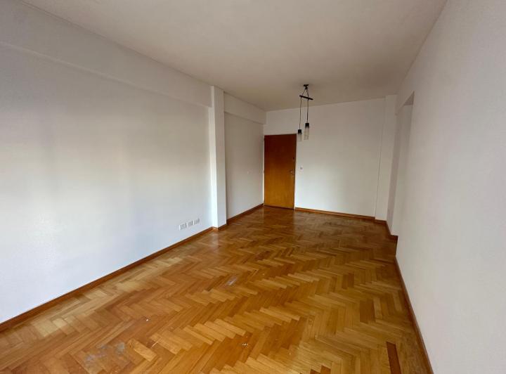 Colombres al 1000 Departamento de 3 ambientes en Boedo 3