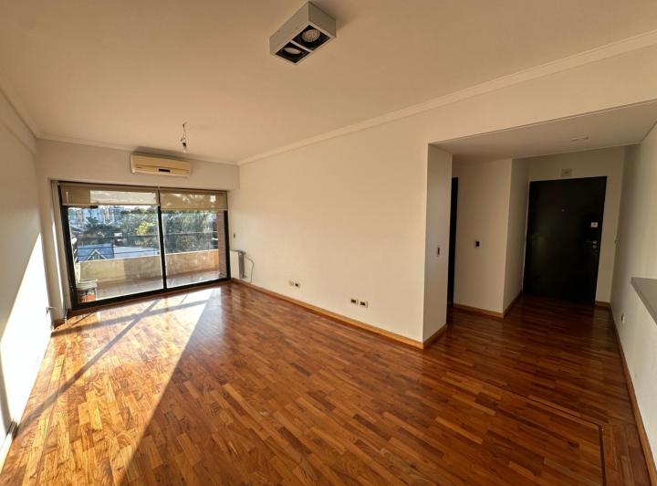 Departamento de 2 Ambientes en Alquiler en Parque Chacabuco 1