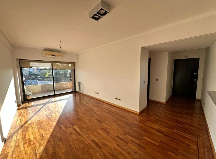 Departamento de 2 Ambientes en Alquiler en Parque Chacabuco 1