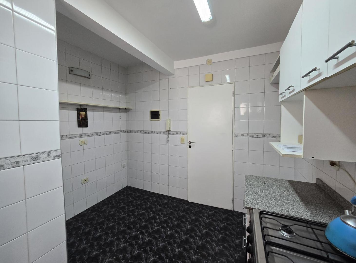 Cordoba al 3400 Departamento 2 Amb c/dep en Venta Almagro