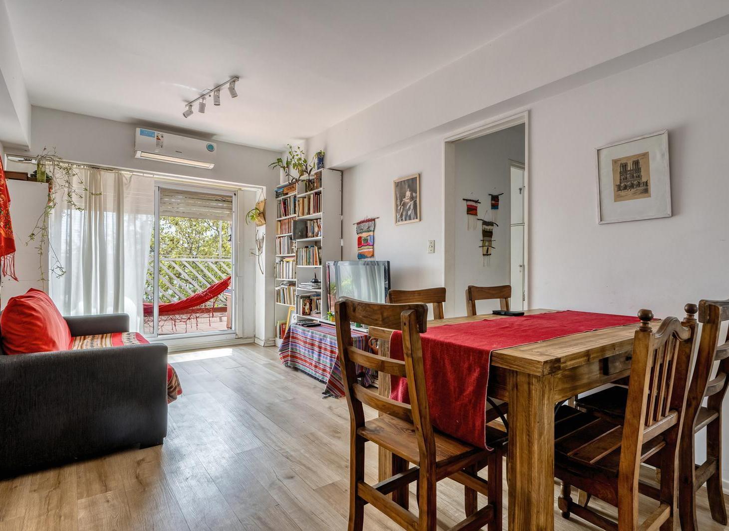 Departamento 3 Ambientes con balcón terraza en Venta en Almagro