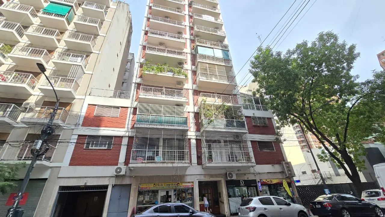 Departamento de 2 ambientes con Balcón en Alquiler en Flores 5
