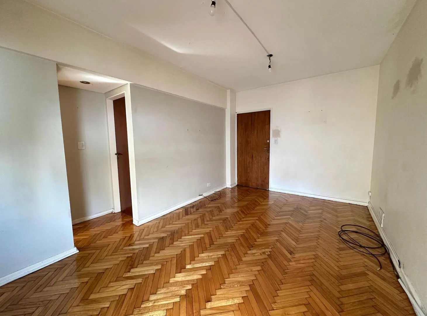Departamento 2 Ambientes en Venta en Caballito 3