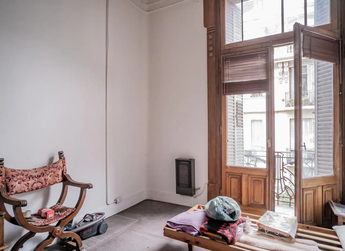 Departamento semipiso de 5 ambientes al frente apto profesional en Venta en Balvanera zona Congreso 5