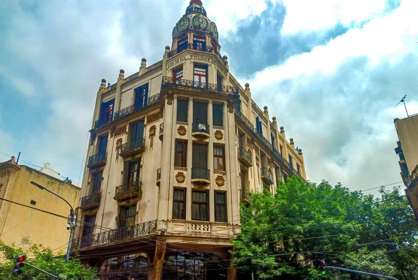Departamento semipiso de 5 ambientes al frente apto profesional en Venta en Balvanera zona Congreso 2