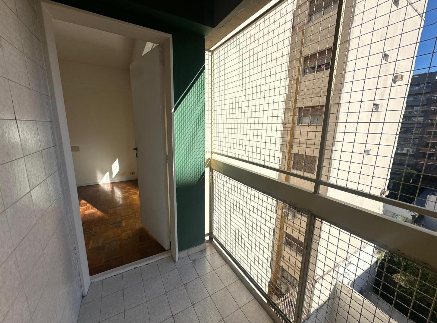 Foto de Departamento 3 Ambientes con Balcón en Venta en Caballito, imagen 2