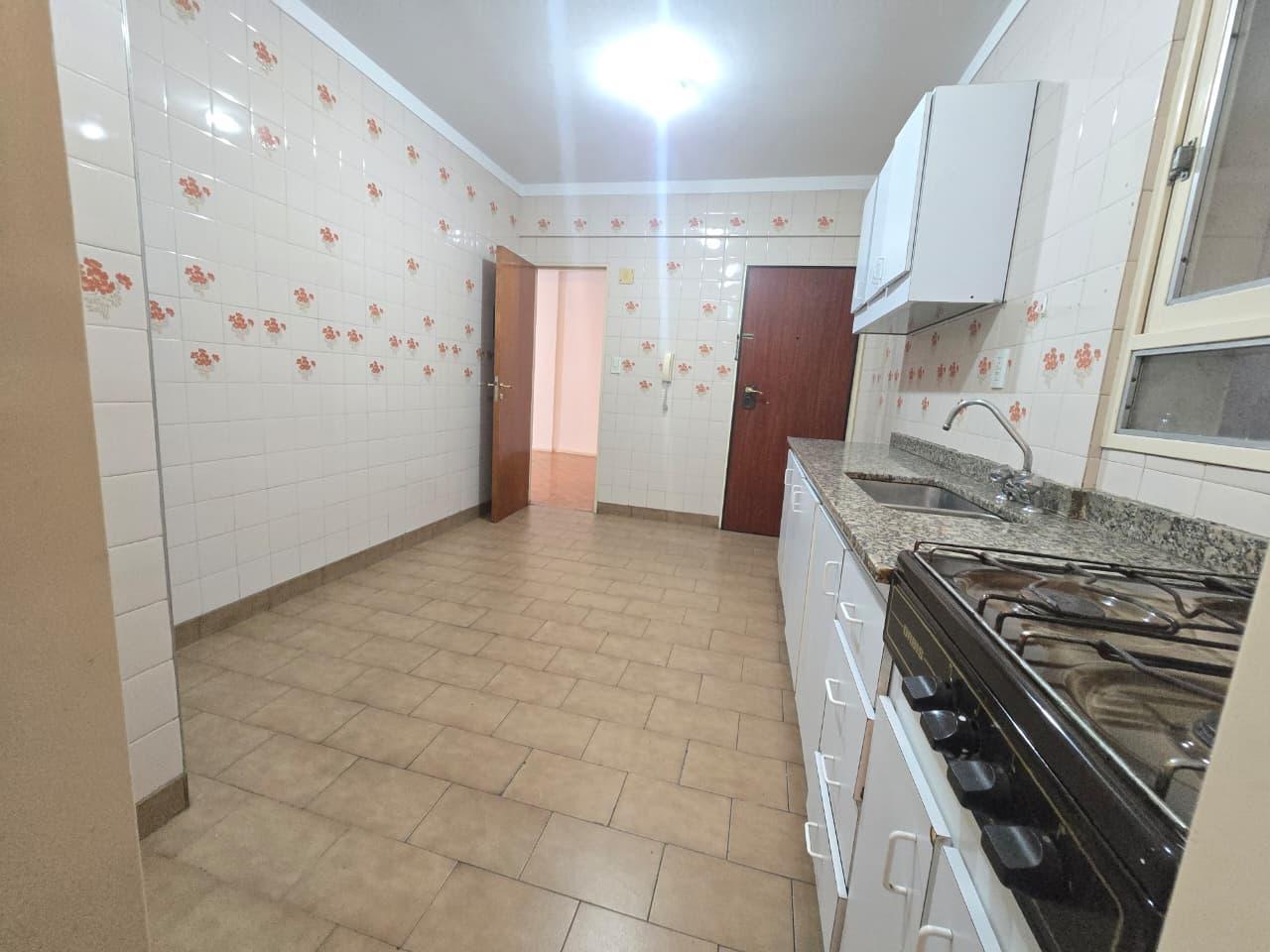 Foto de Departamento 3 ambientes contrafrente - En Venta - Caballito, imagen 3