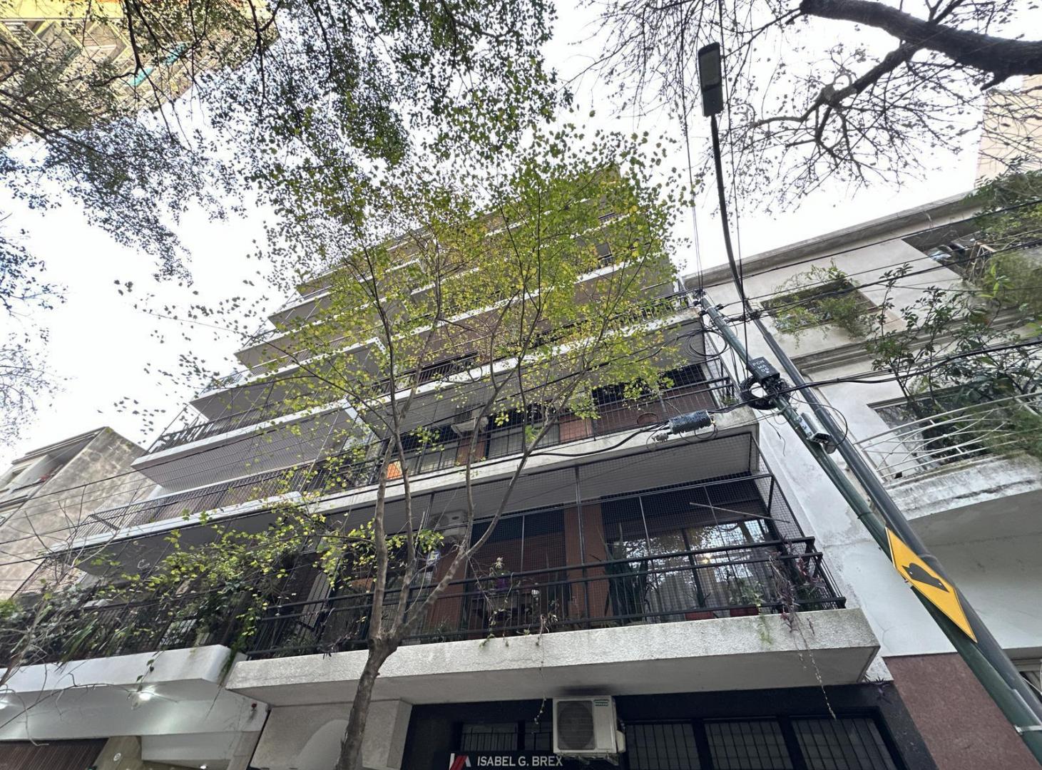Foto de Departamento de 2 ambientes con balcón interno en Alquiler en Caballito, imagen 3