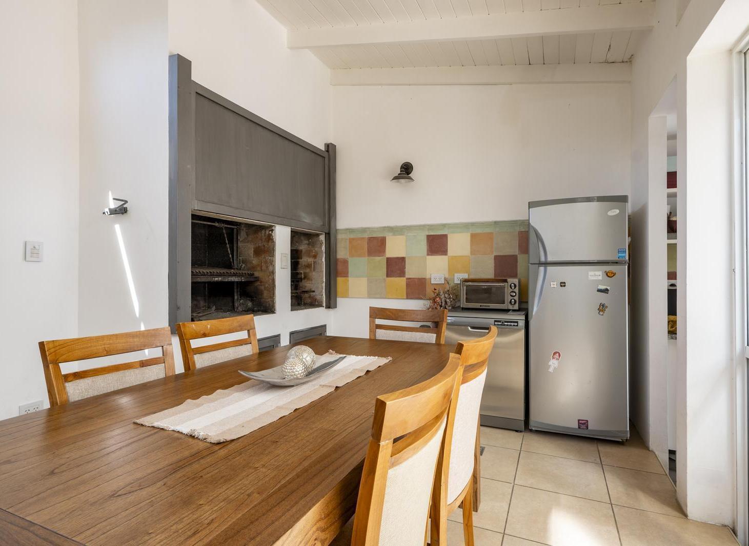 Foto de Departamento de 3 Ambientes con Patio y Quincho en Venta en Villa Crespo, imagen 1