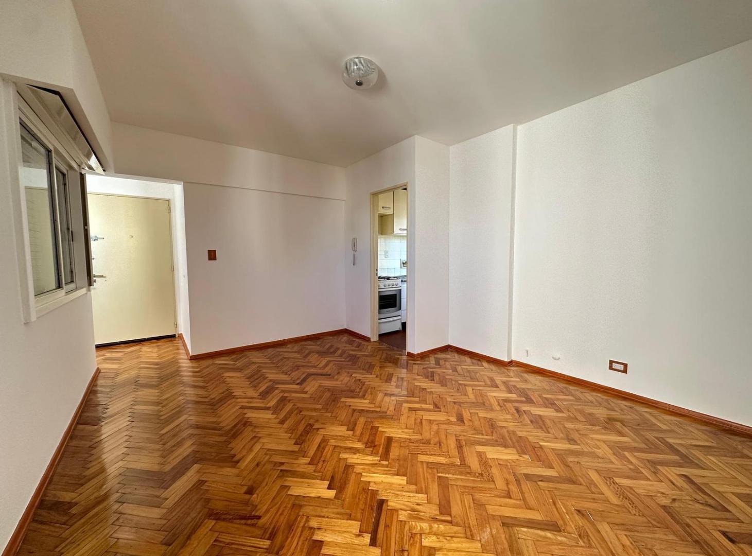 Foto de Departamento de 1 ambiente con Cocina y Lavadero Separados en Alquiler, imagen 2