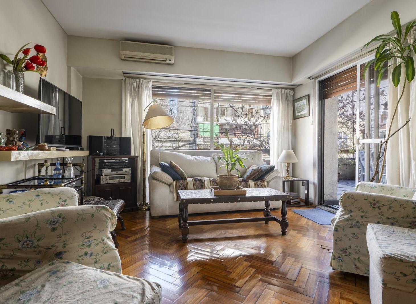 Foto de Departamento de 4 ambientes con escritorio y dependencias - Venta, imagen 3