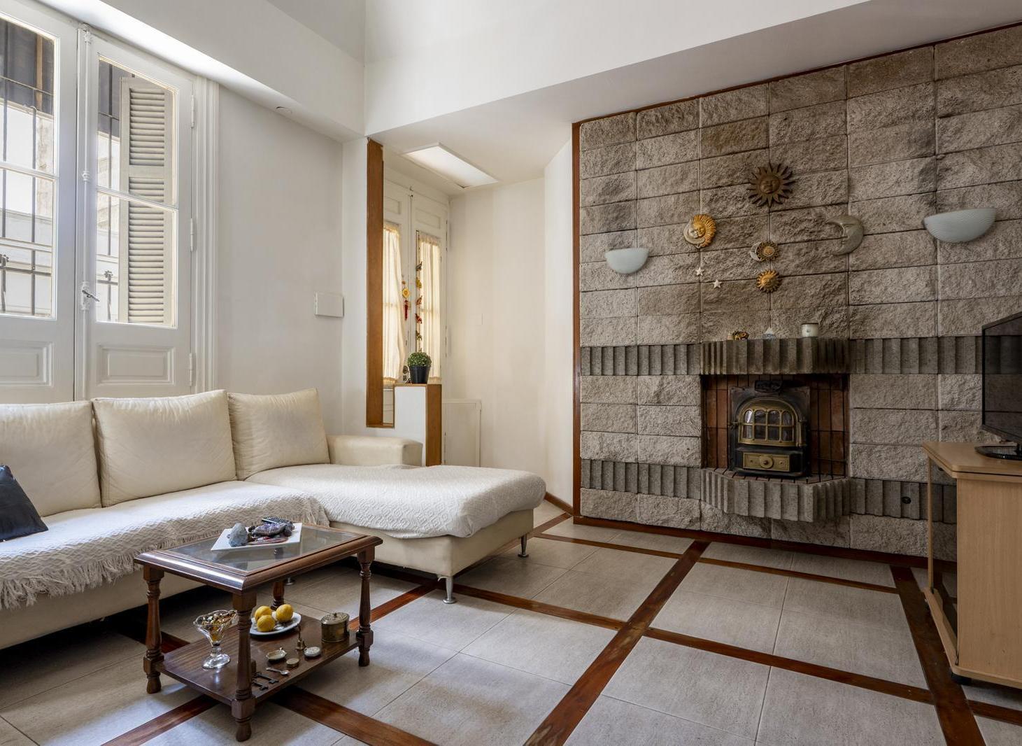 Foto de PH 5 ambientes con patio/jardín de invierno en Venta en Almagro, imagen 4
