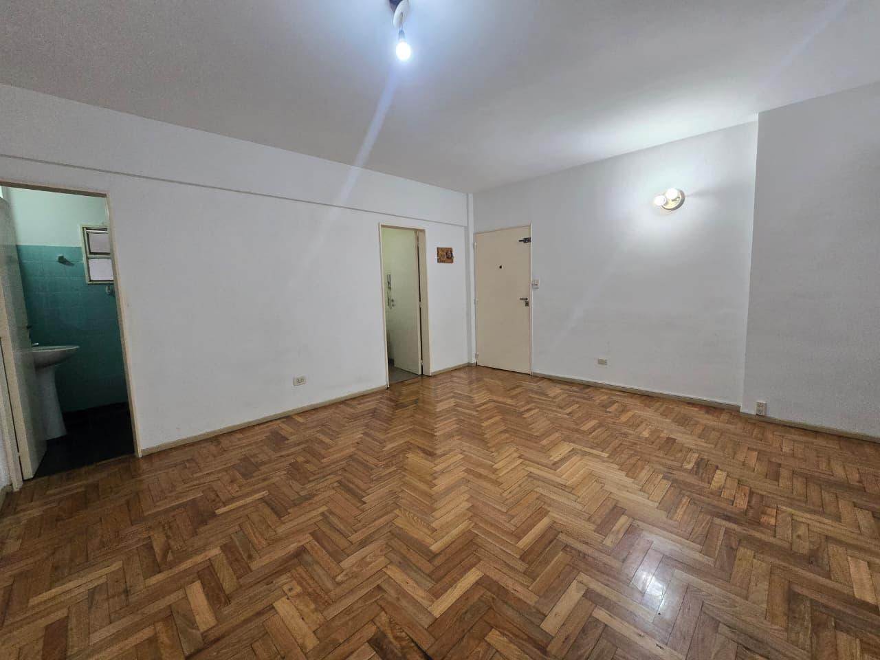 Foto de Departamento de 1 ambientes en Alquiler en Almagro Sur, imagen 1