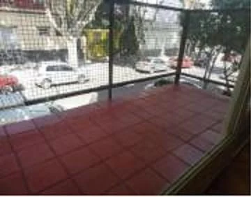 Excel Depto  de 2 amb, al frente, muy lum con balcon . 1