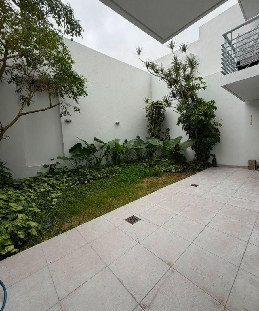 Foto de En venta Dpto. 2 Ambientes en Planta Baja con Jardín de 50 | A metros, imagen 1